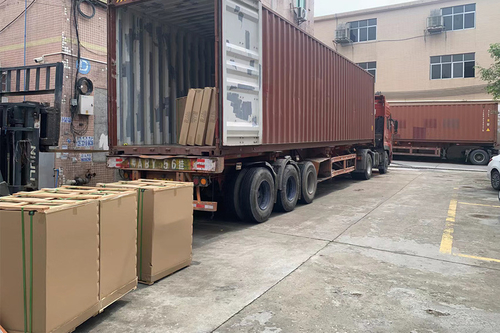 último caso de la compañía sobre 2*40 HQ contenedor de equipos de cocina y máquina de hielo a Filipinas