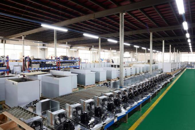 Guangzhou Yixue Commercial Refrigeration Equipment Co., Ltd. línea de producción de fábrica 3