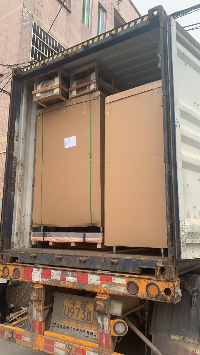 último caso de la compañía sobre Dos contenedores de refrigeradores y congeladores comerciales para Oriente Medio  1
