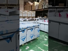 4 Mesas de trabajo comerciales de puertas