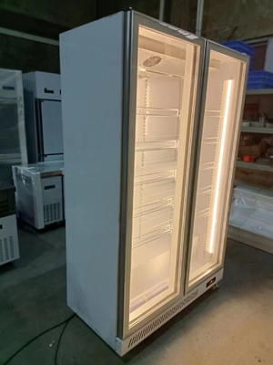 Refrigerador vertical de puertas de cristal comercial de 1000L con refrigerante R290