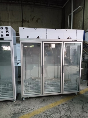 Display de bebidas comerciales nevera 3 puertas de cristal chiller vertical 110V 60Hz