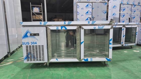 Refrigerador de escritorio comercial con puerta de vidrio