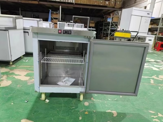 Mesa de contador de estilo americano de acero inoxidable de una puerta bajo el contador 110V/60Hz