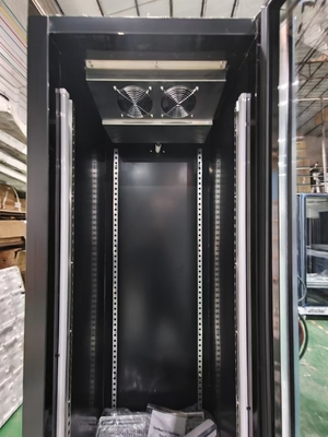Refrigerador comercial vertical con pantalla de bebidas Refrigerador con puerta de vidrio