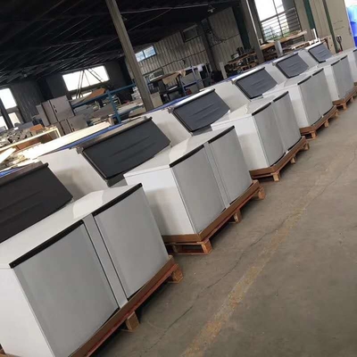 Guangzhou fabrica 500kg a 1000kg máquina de fabricación de cubos de hielo comercial con refrigeración por ventilador CE para la planta de hielo y el club