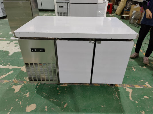 Equipo de refrigeración comercial Bajo el mostrador del banco de trabajo Refrigerador de mesa de trabajo de acero inoxidable