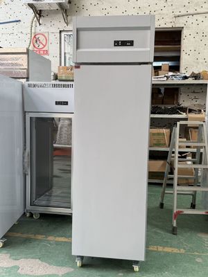 Congelador vertical de 1 puerta para restaurante comercial, nevera, panadería, refrigerador con bandejas